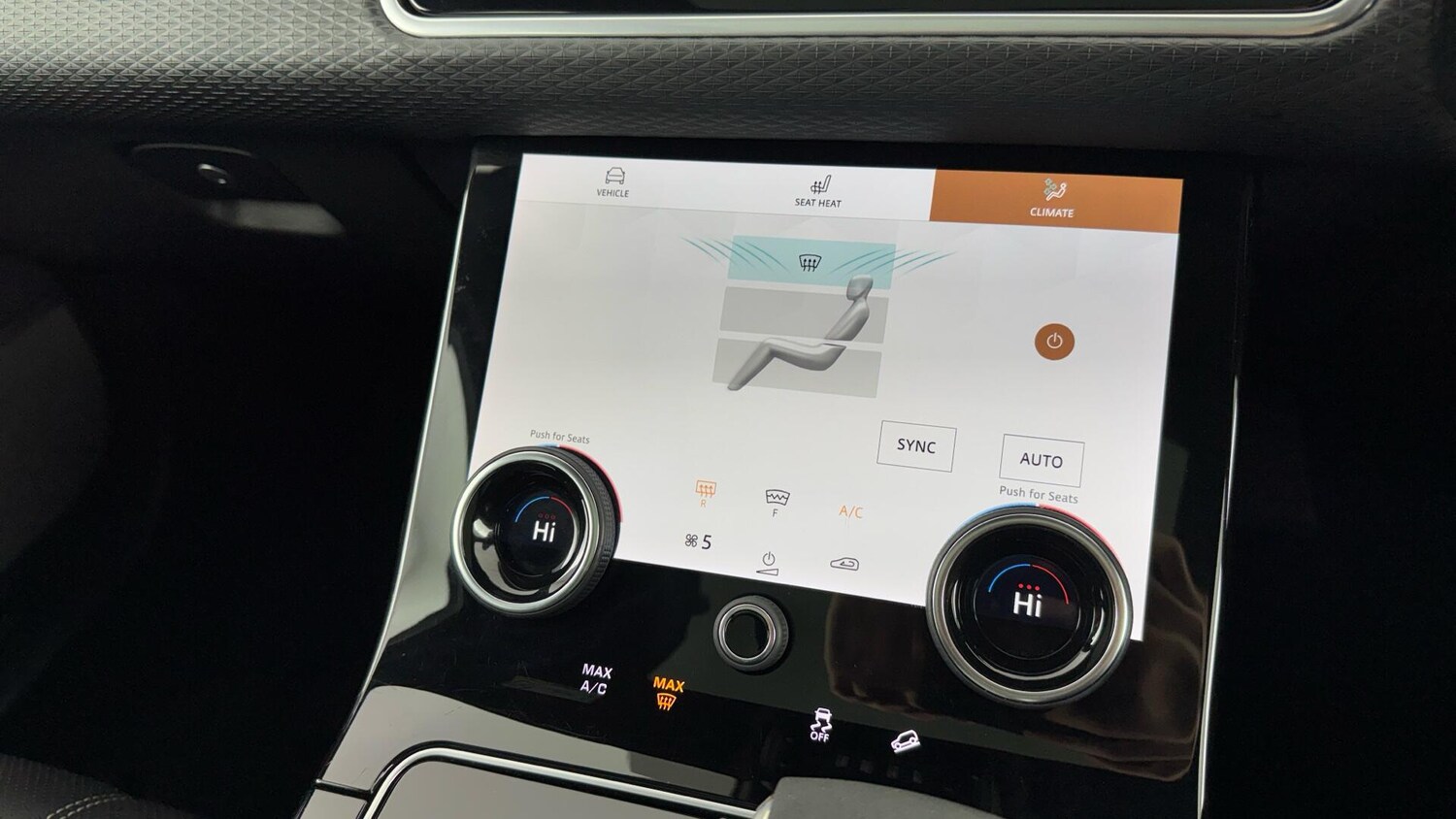 Used Land Rover Range Rover Velar 2021 for sale - 78047890: Photo 29