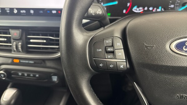 Used Ford Focus 2023 for sale - 75628432: Photo 21