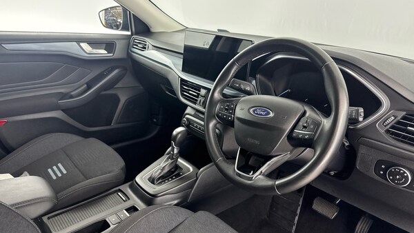 Used Ford Focus 2023 for sale - 75628432: Photo 9