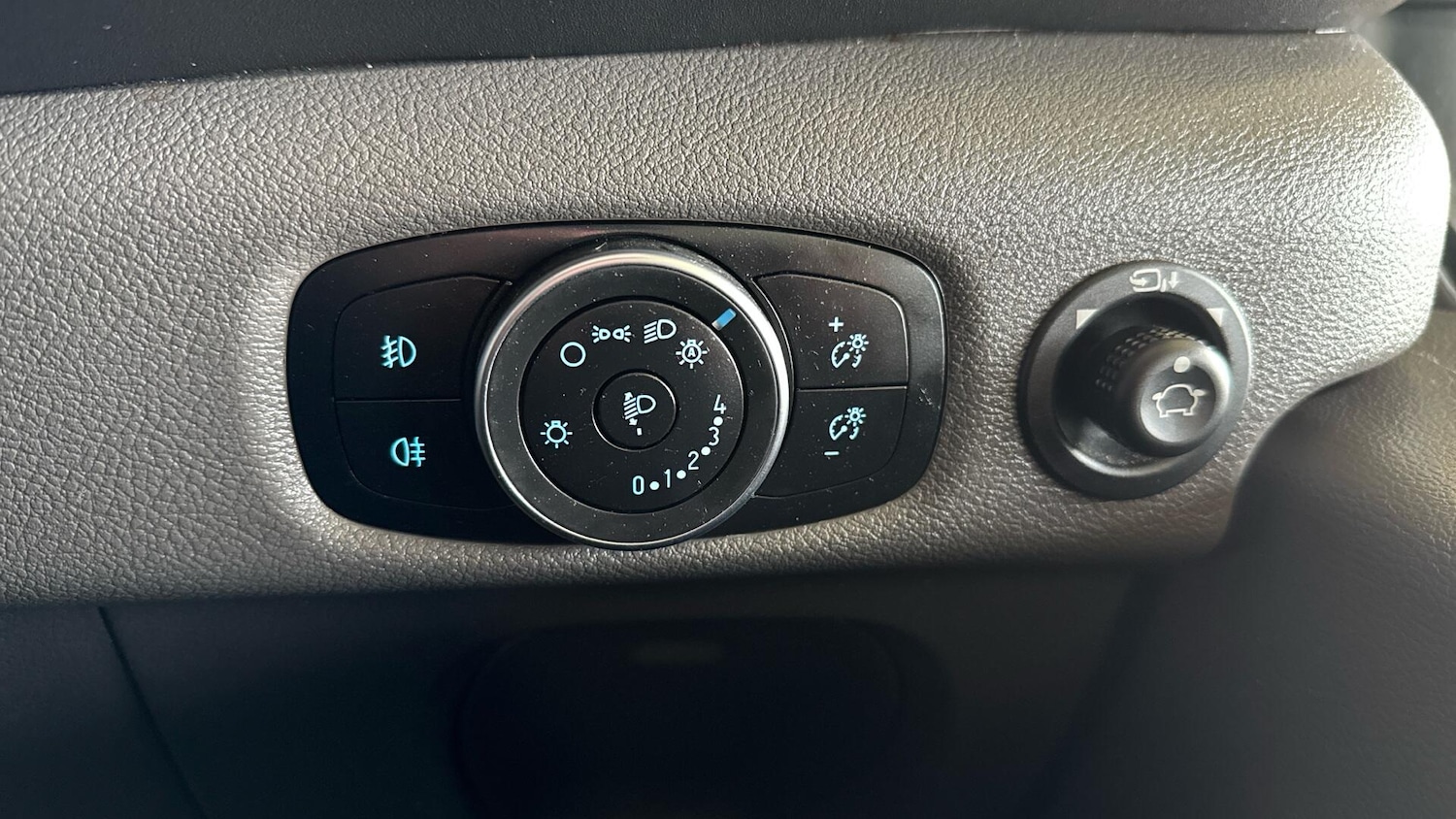 Used Ford Transit 2024 for sale - 77882900: Photo 30