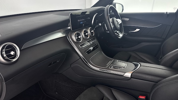 Used Mercedes-Benz GLC 2019 for sale - 76186223: Photo 10