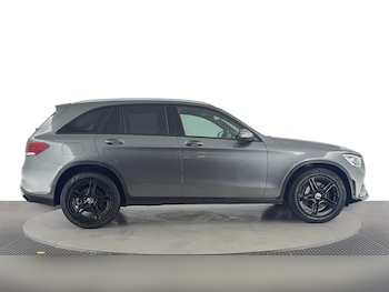 Used Mercedes-Benz GLC 2019 for sale - 76186223: Photo 3