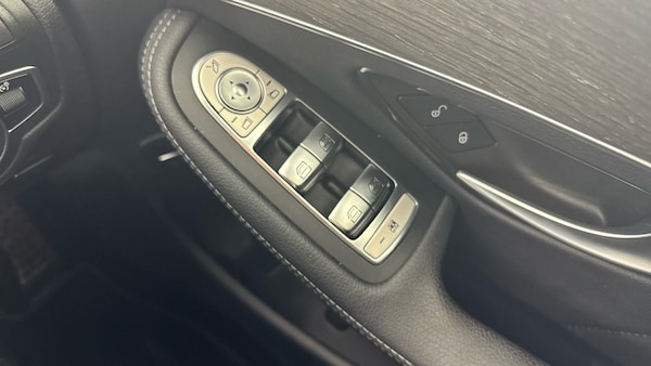 Used Mercedes-Benz GLC 2019 for sale - 76186223: Photo 59