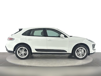 Used Porsche Macan 2023 for sale - 79268537: Photo