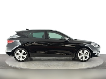 Used SEAT Leon 2024 for sale - 79520241: Photo