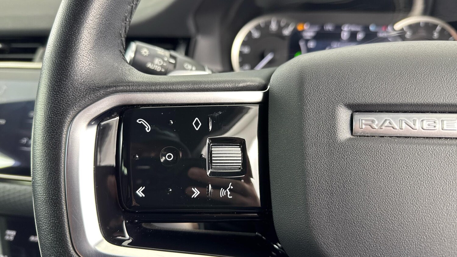 Used Land Rover Range Rover Evoque 2022 for sale - 78086151: Photo 25