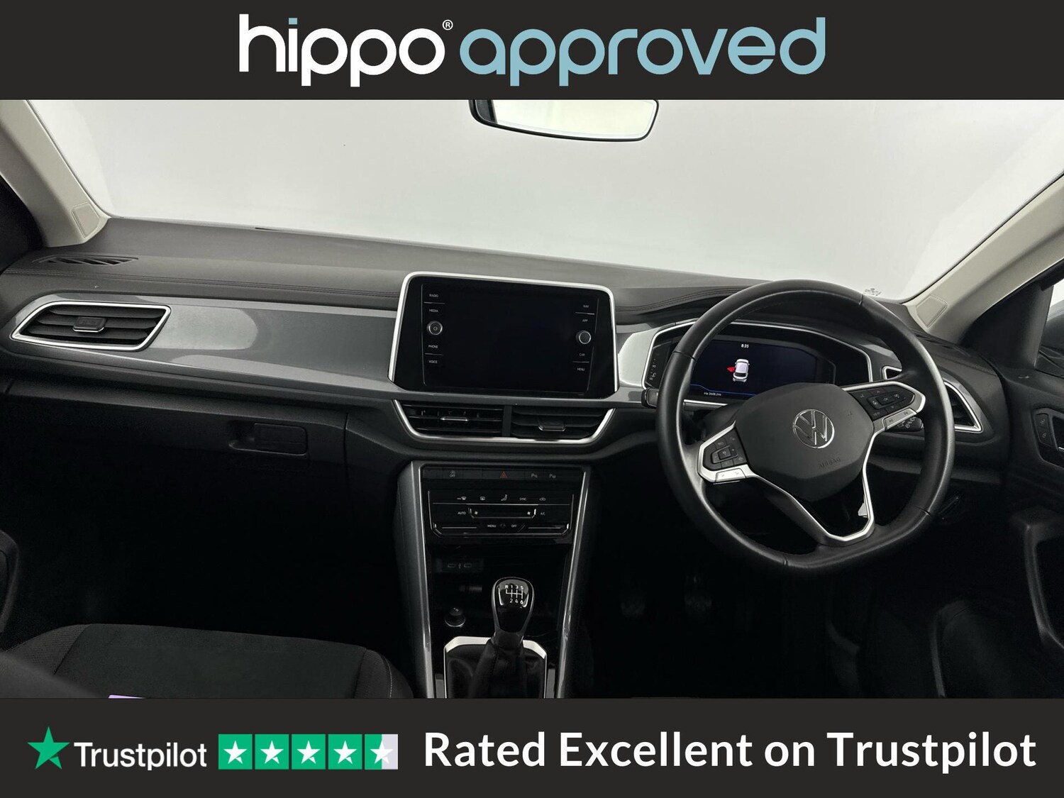 Used Volkswagen T-Roc 2024 for sale - 76657905: Photo 11