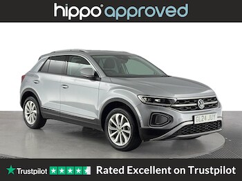Used Volkswagen T-Roc 2024 for sale - 76657905: Photo