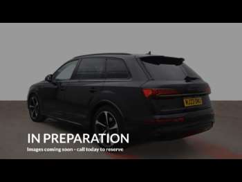 Used Audi Q7 2023 for sale - 74900327: Photo