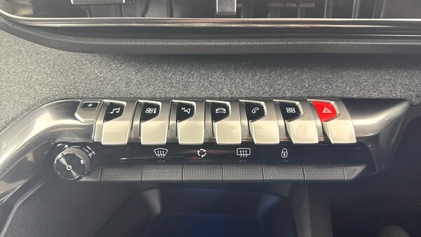Used Peugeot 3008 2024 for sale - 75999383: Photo 53