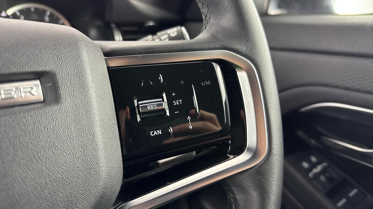 Used Land Rover Range Rover Evoque 2022 for sale - 77345561: Photo 18