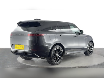 Used Land Rover Range Rover Sport 2024 for sale - 76035665: Photo 4