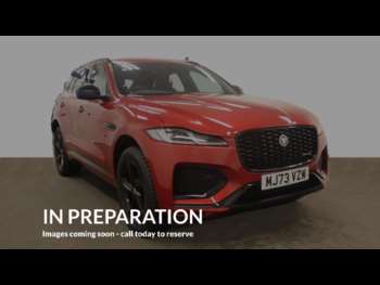 2023 - R-Dynamic Se Black 5-Door