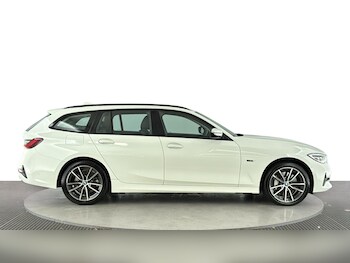 Used BMW 3 Series 2022 for sale - 78492643: Photo