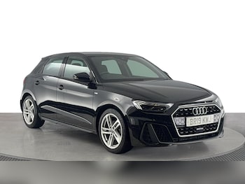 Used Audi A1 2019 for sale - 76142792: Photo