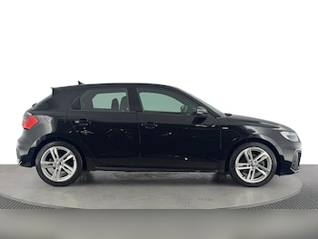 Used Audi A1 2019 for sale - 76142792: Photo