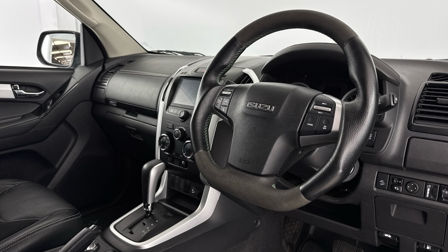 Vehicle 44
