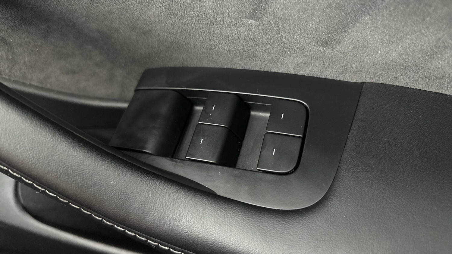 Used Tesla Model 3 for sale - 78214168: Photo 28