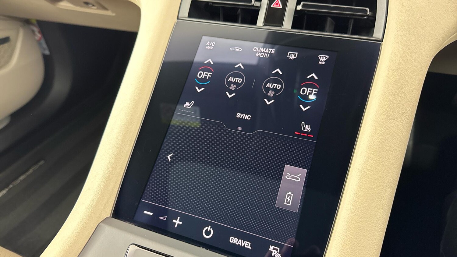 Used Porsche Taycan 2022 for sale - 77377302: Photo 17