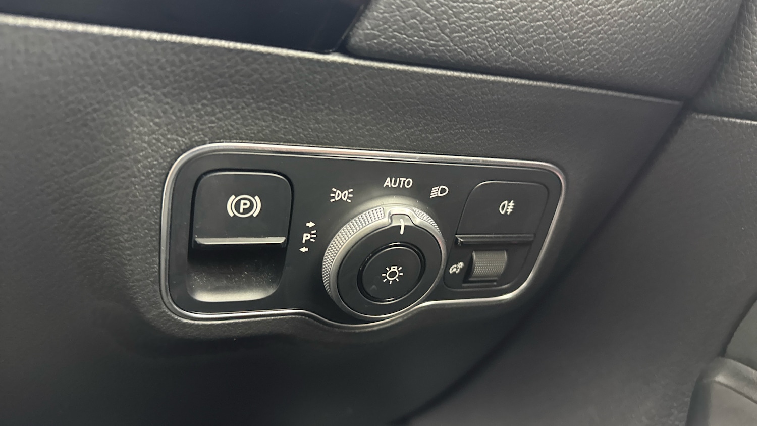 Used Mercedes-Benz EQA 2021 for sale - 75987174: Photo 24