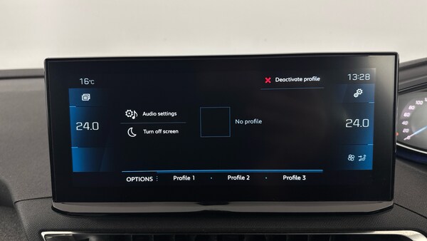 Used Peugeot 3008 2023 for sale - 76040375: Photo 12