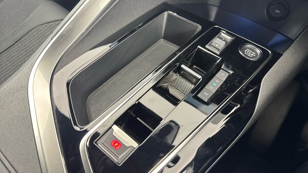 Used Peugeot 3008 2023 for sale - 76040375: Photo 20