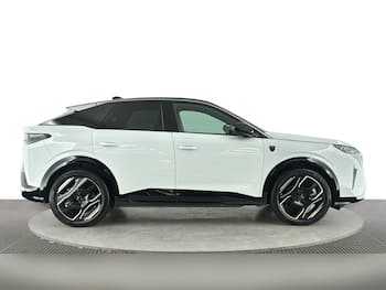 Used Peugeot E-3008 2024 for sale - 79634068: Photo