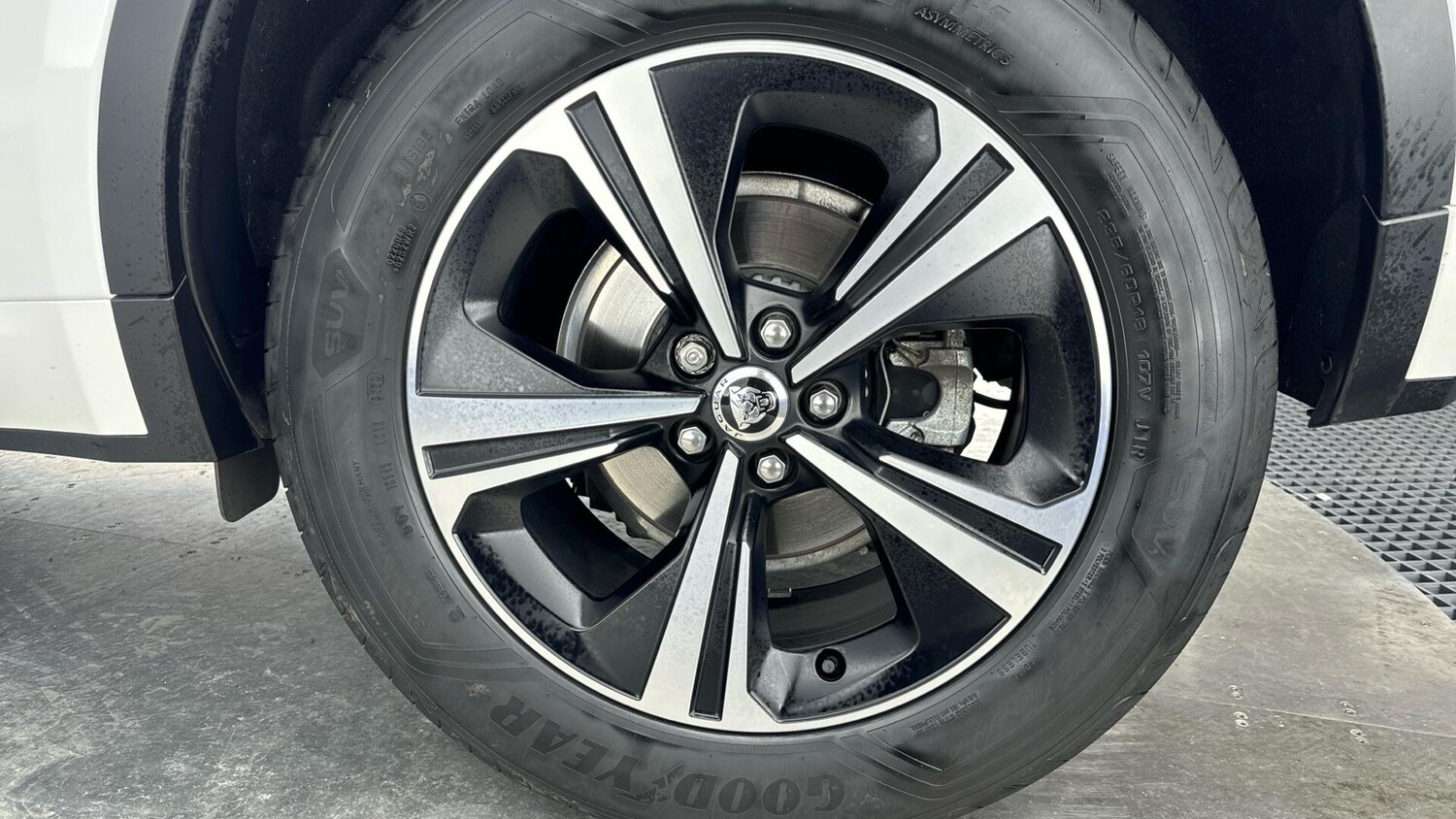 Used Jaguar E-Pace 2024 for sale - 77854336: Photo 31