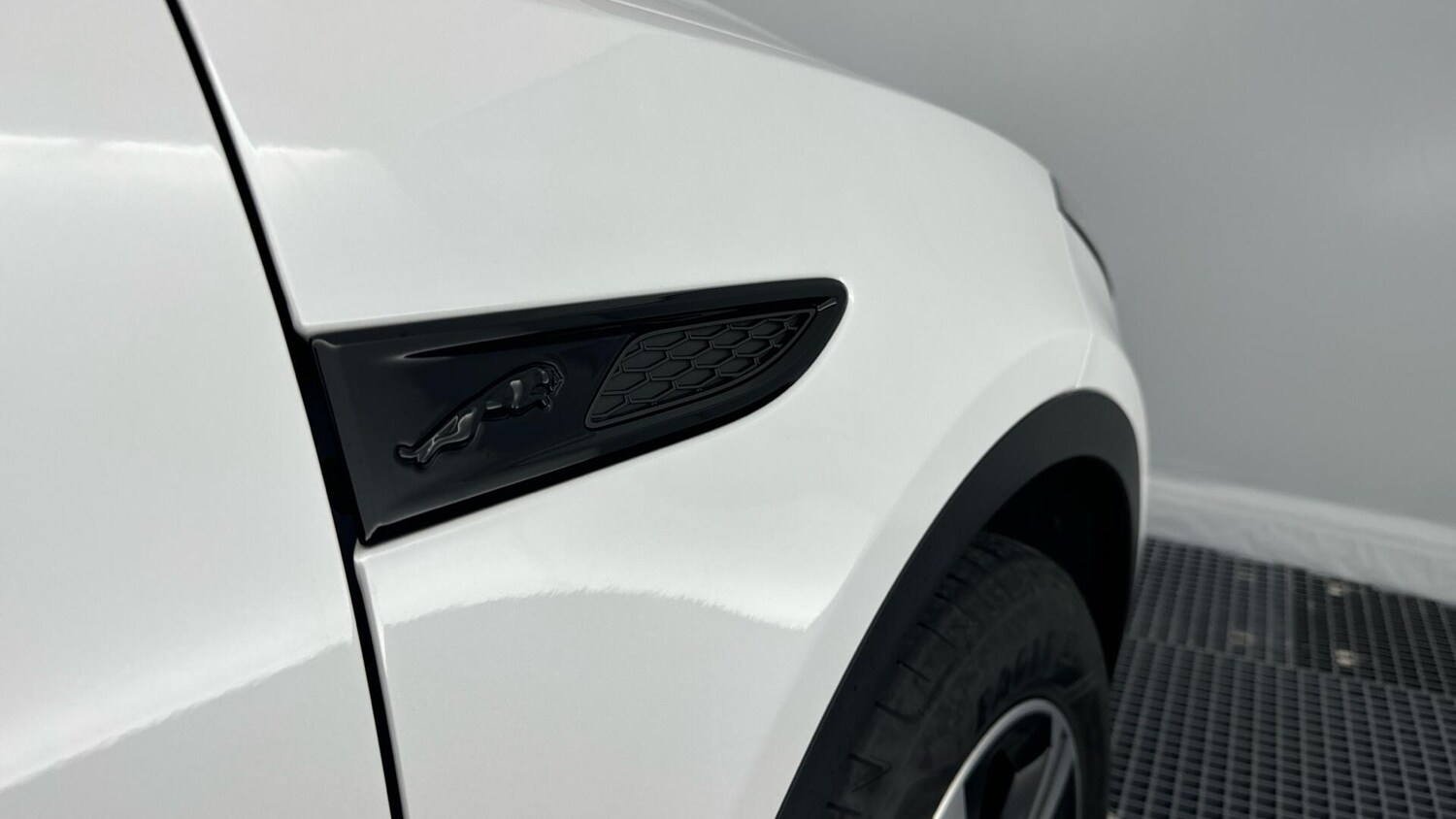 Used Jaguar E-Pace 2024 for sale - 77854336: Photo 42