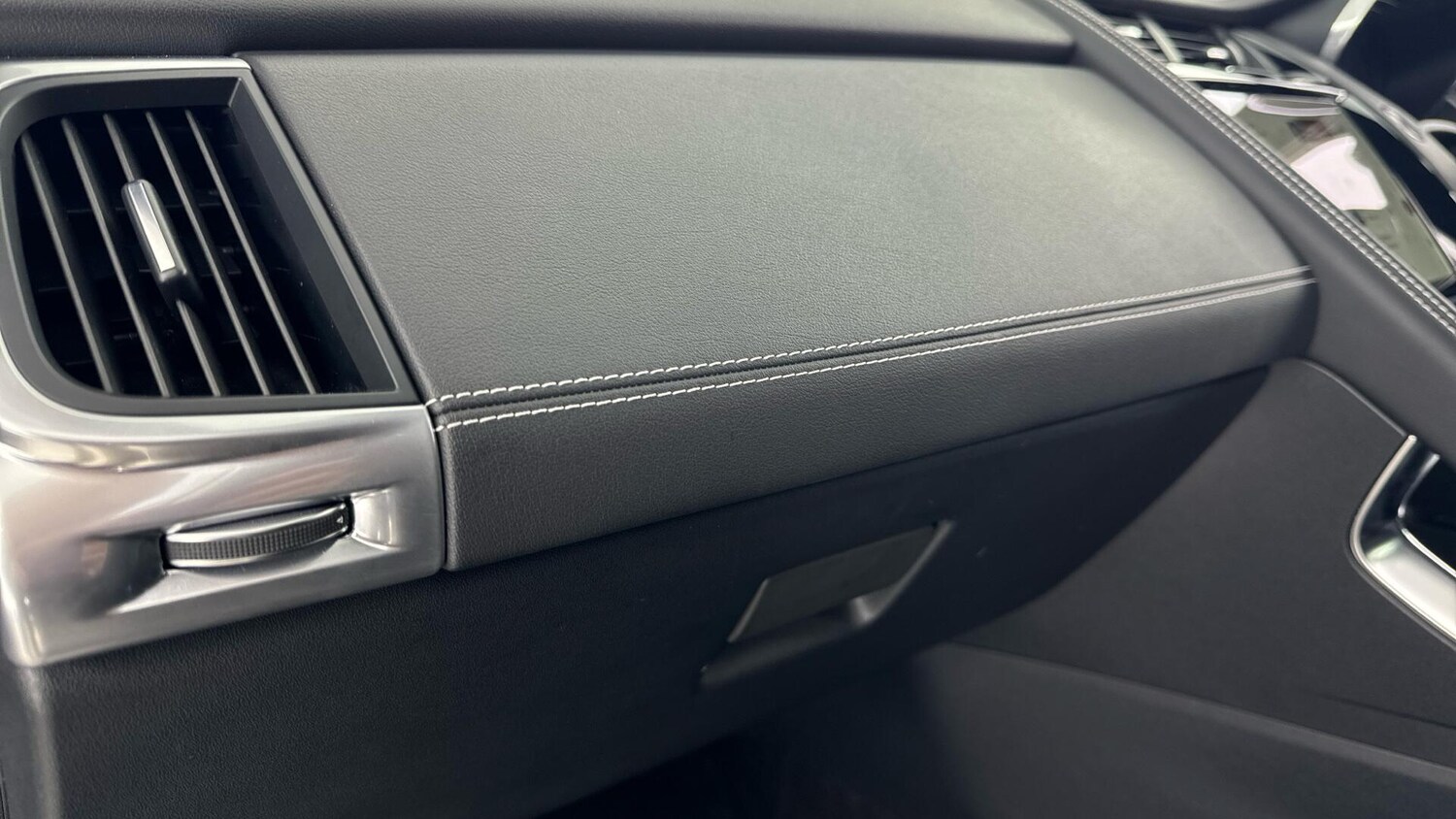 Used Jaguar E-Pace 2024 for sale - 77854336: Photo 49