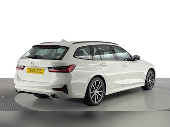 Used BMW 3 Series 2021 for sale - 75216615: Photo