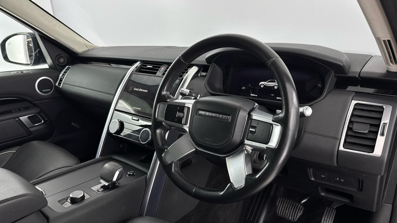 Used Land Rover Discovery 2021 for sale - 77957877: Photo 10