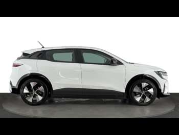 Used Renault Megane 2024 for sale - 73979845: Photo