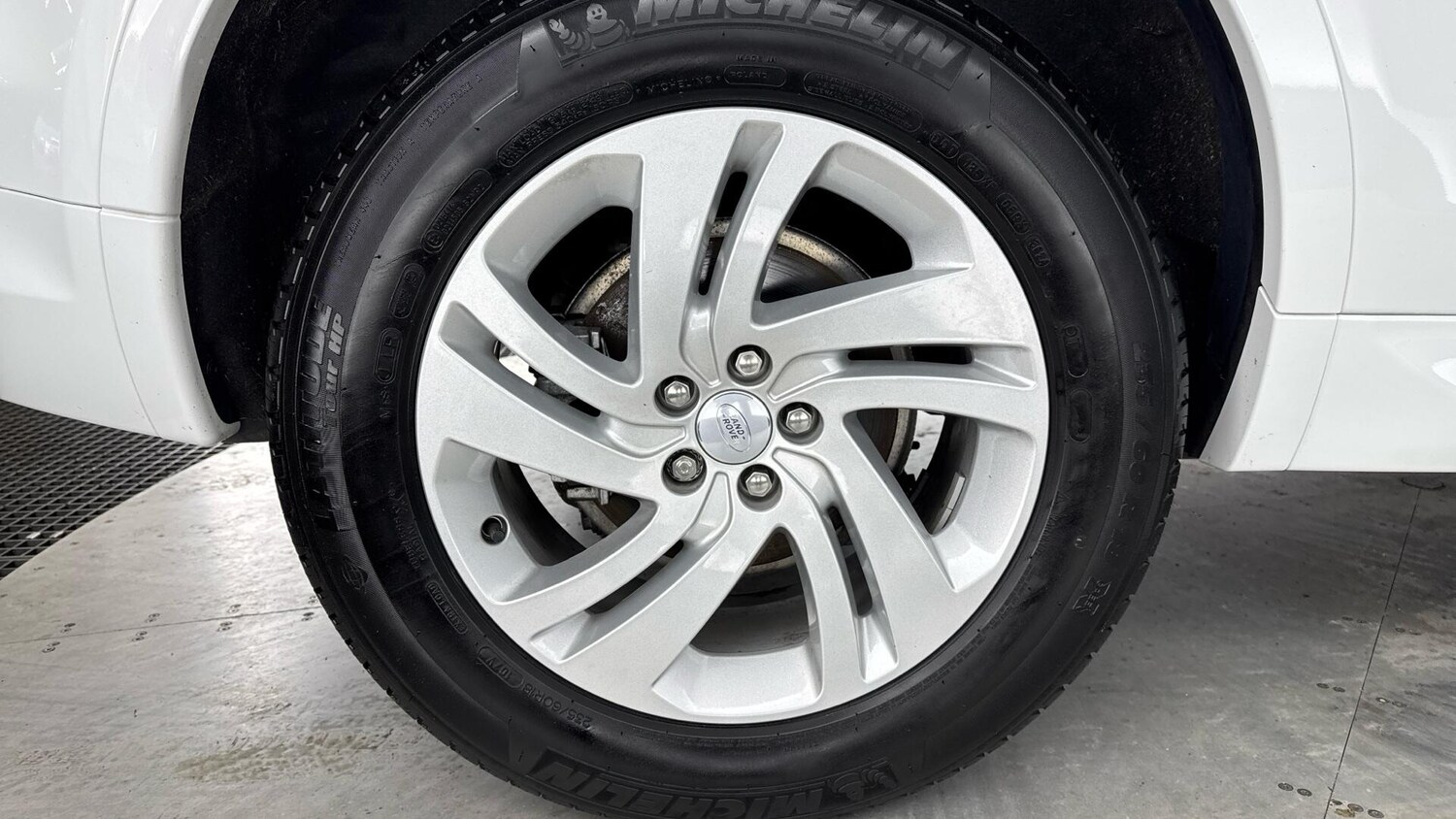 Used Land Rover Discovery Sport for sale - 77940547: Photo 17