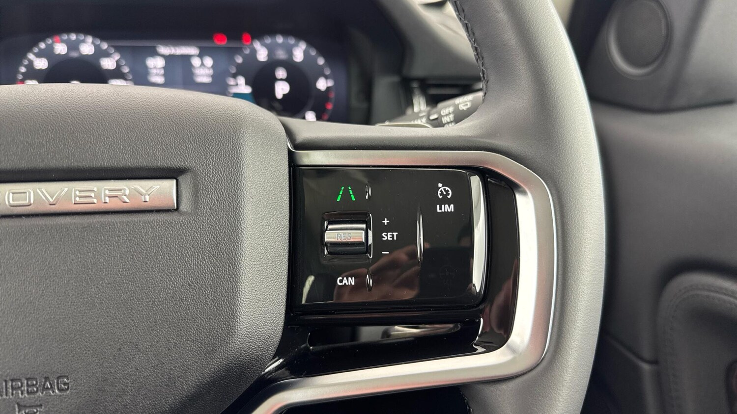 Used Land Rover Discovery Sport for sale - 77940547: Photo 21