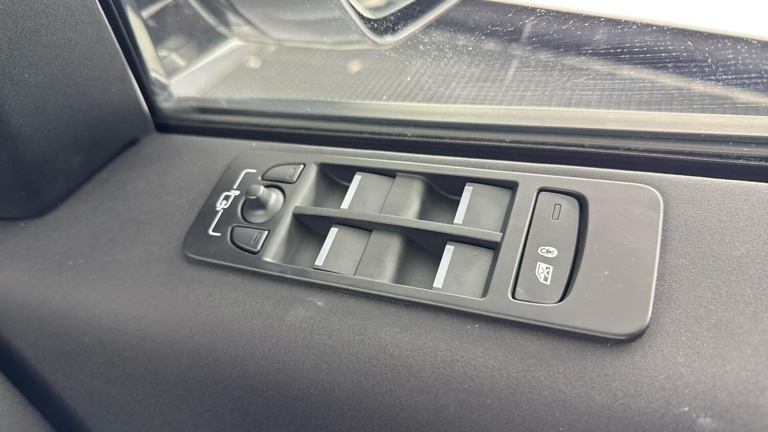 Used Land Rover Discovery Sport for sale - 77940547: Photo 22