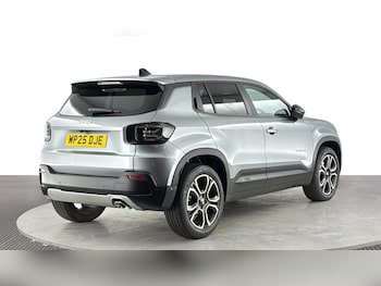 Used Jeep Avenger 2025 for sale - 79496000: Photo