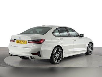 Used BMW 3 Series 2021 for sale - 75356942: Photo