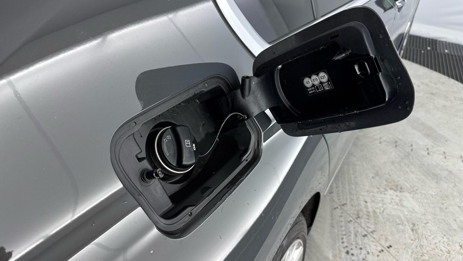 Used BMW 7 Series for sale - 77824406: Photo 29