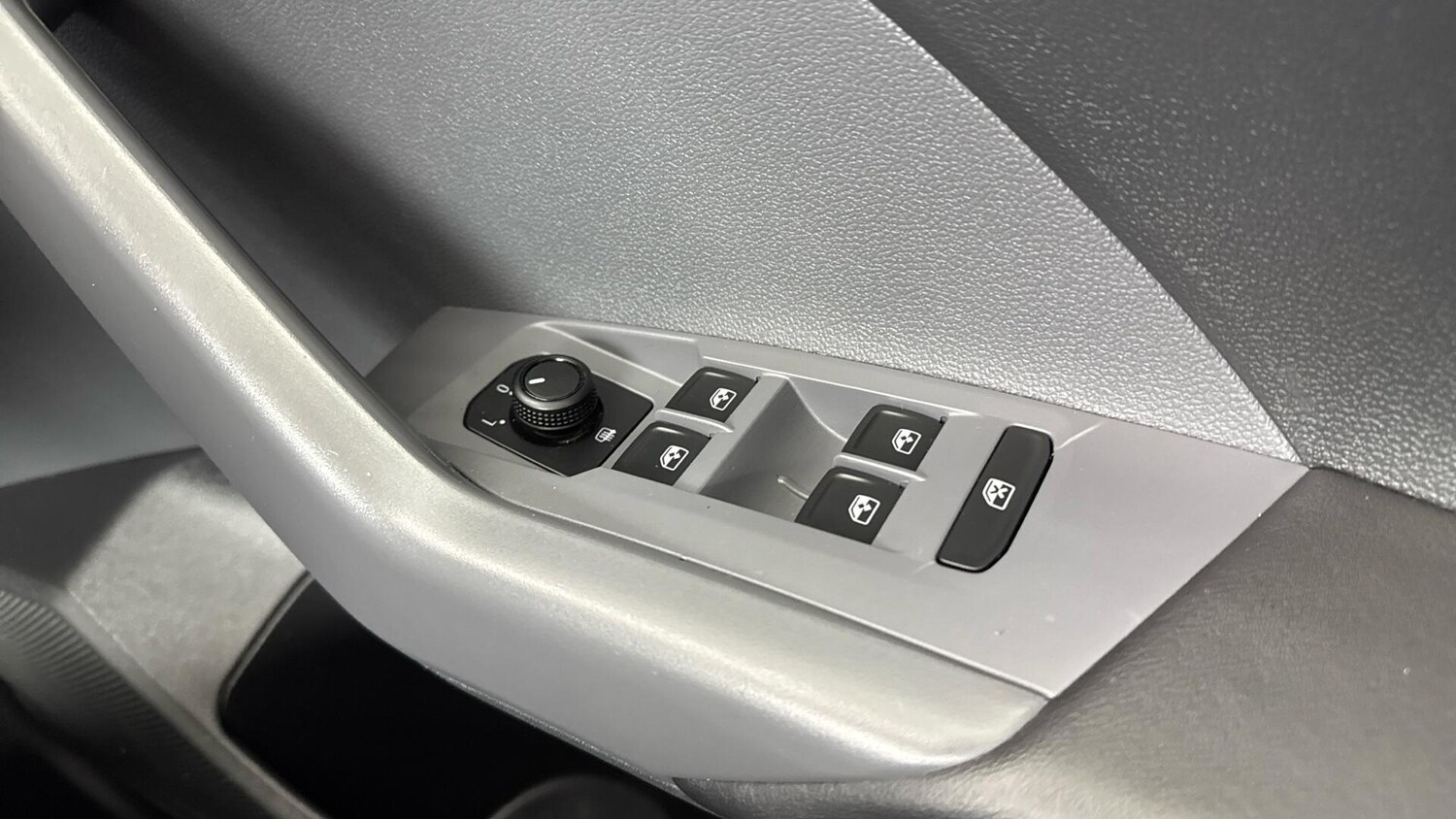 Used Volkswagen T-Cross 2020 for sale - 78170445: Photo 21