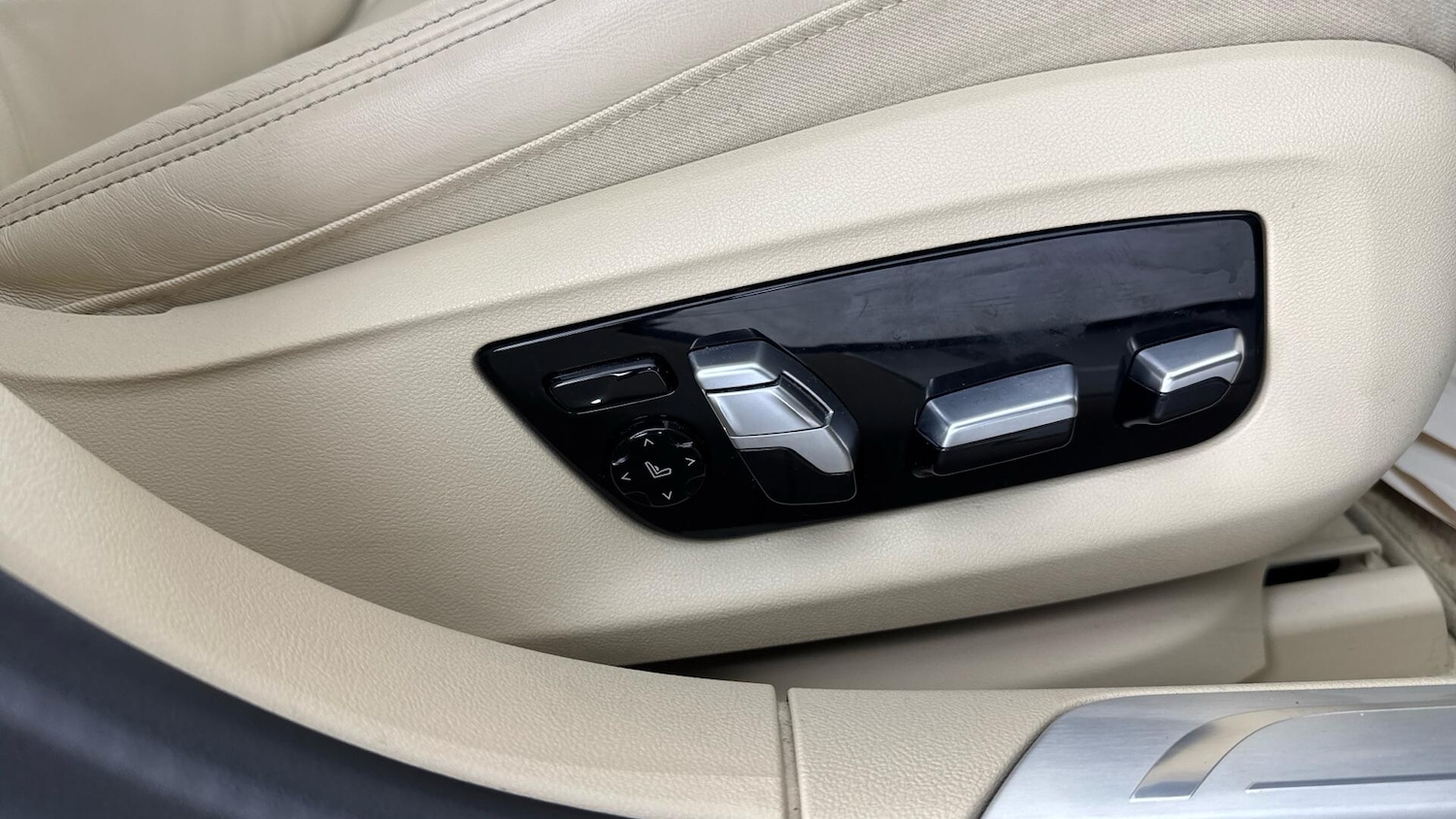 Used BMW 7 Series 2021 for sale - 77994159: Photo 28