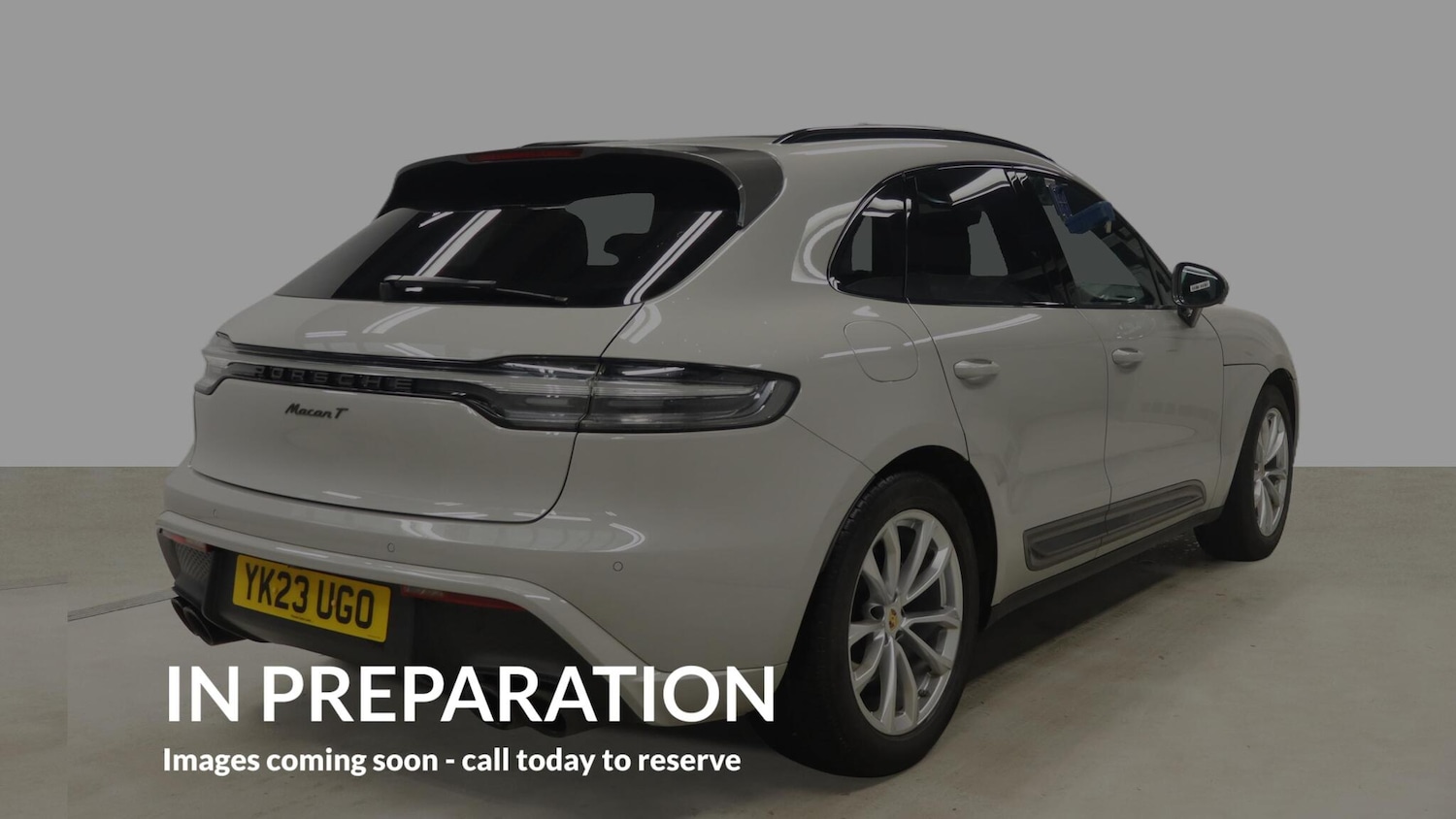 Used Porsche Macan 2023 for sale - 78033737: Photo 4