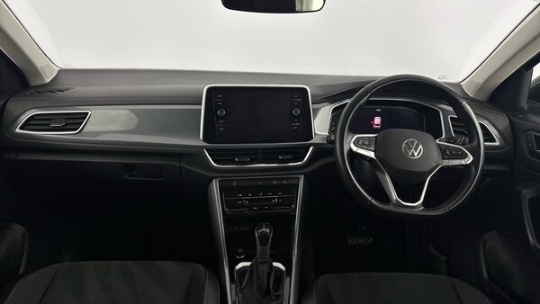 Used Volkswagen T-Roc 2024 for sale - 76040345: Photo 11