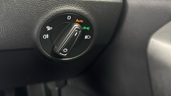 Used Volkswagen T-Roc 2024 for sale - 76040345: Photo 60