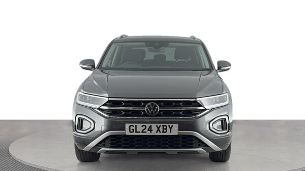 Used Volkswagen T-Roc 2024 for sale - 76040345: Photo 8