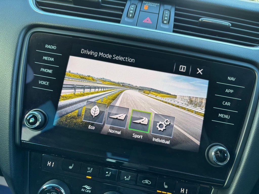 Used Skoda Octavia 2017 for sale - 77774846: Photo 16