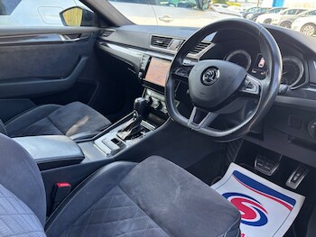 Used Skoda Superb 2017 for sale - 75586244: Photo