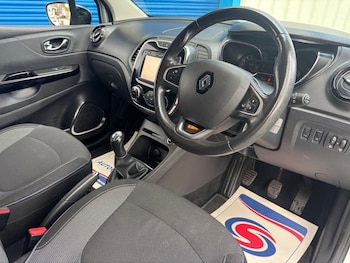 Used Renault Captur 2017 for sale - 75727315: Photo