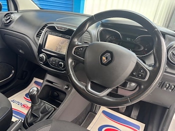 Used Renault Captur 2017 for sale - 75727315: Photo