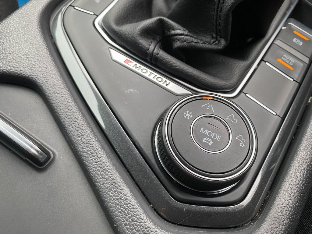 Used Volkswagen Tiguan 2018 for sale - 77774871: Photo 15